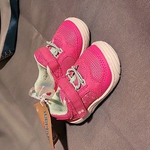 Nwt baby pink shoes